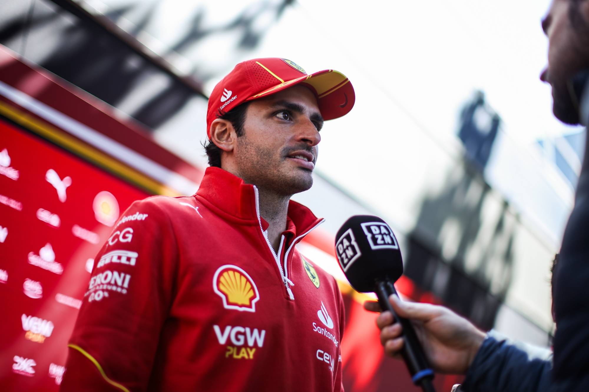 爱游戏在线-红牛二队力克法拉利，汉密尔顿带队取胜